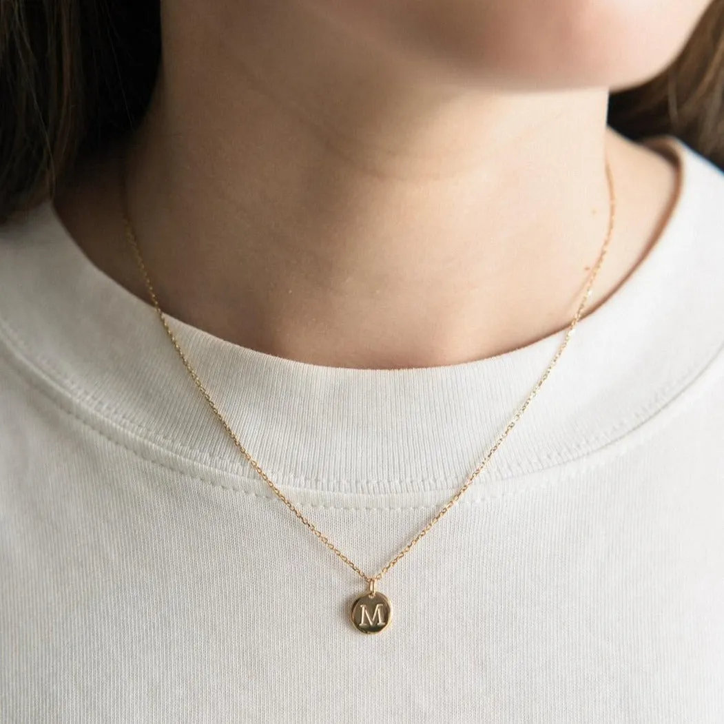 9kt Gold Initial Disc Pendant Necklace (A-Z)